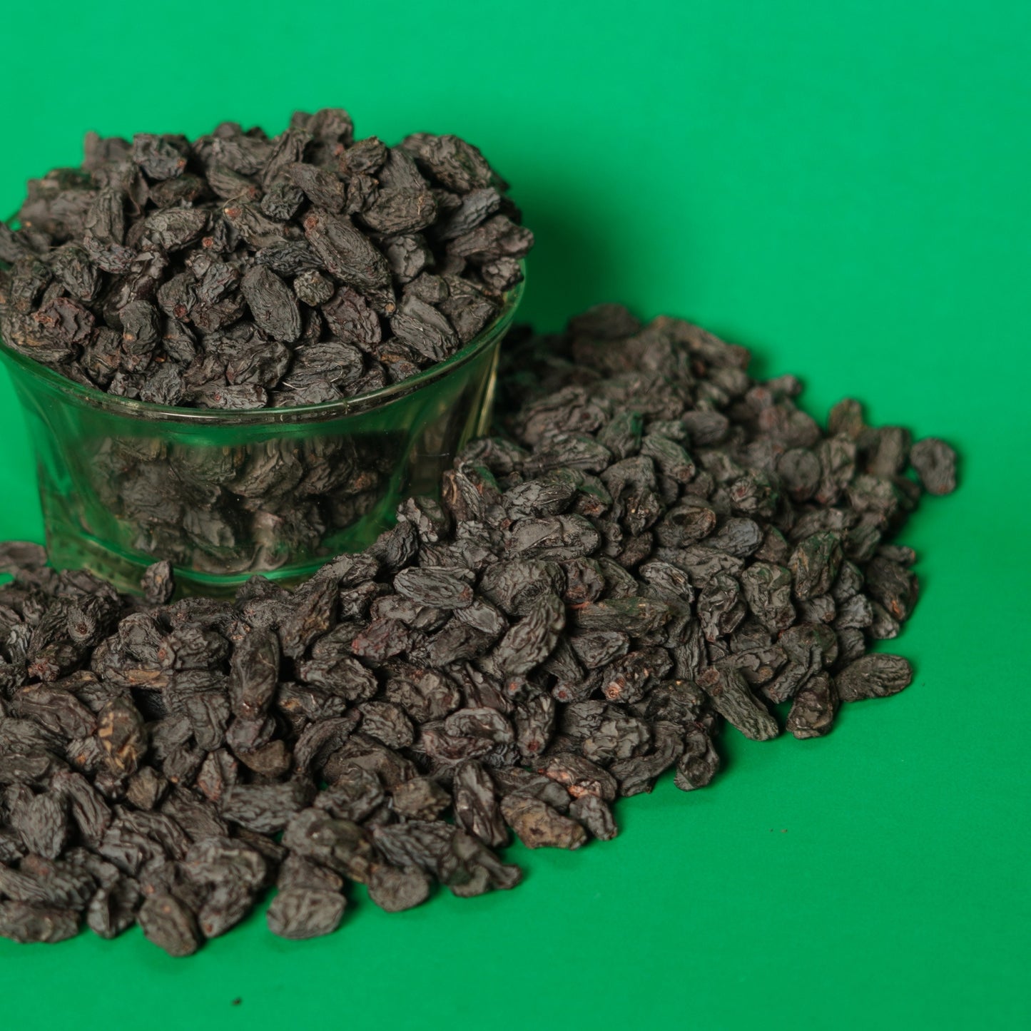 Black Kishmish – The Iron-Rich Sweet Raisins