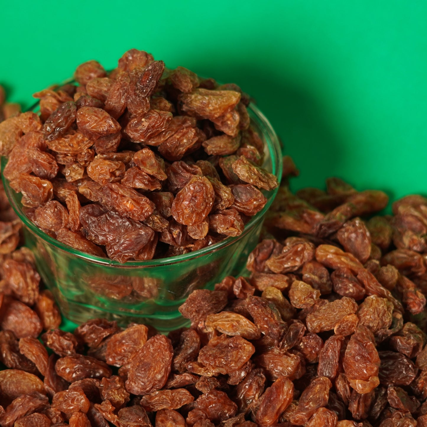 Afghan Munaka – The Royal Wellness Raisin