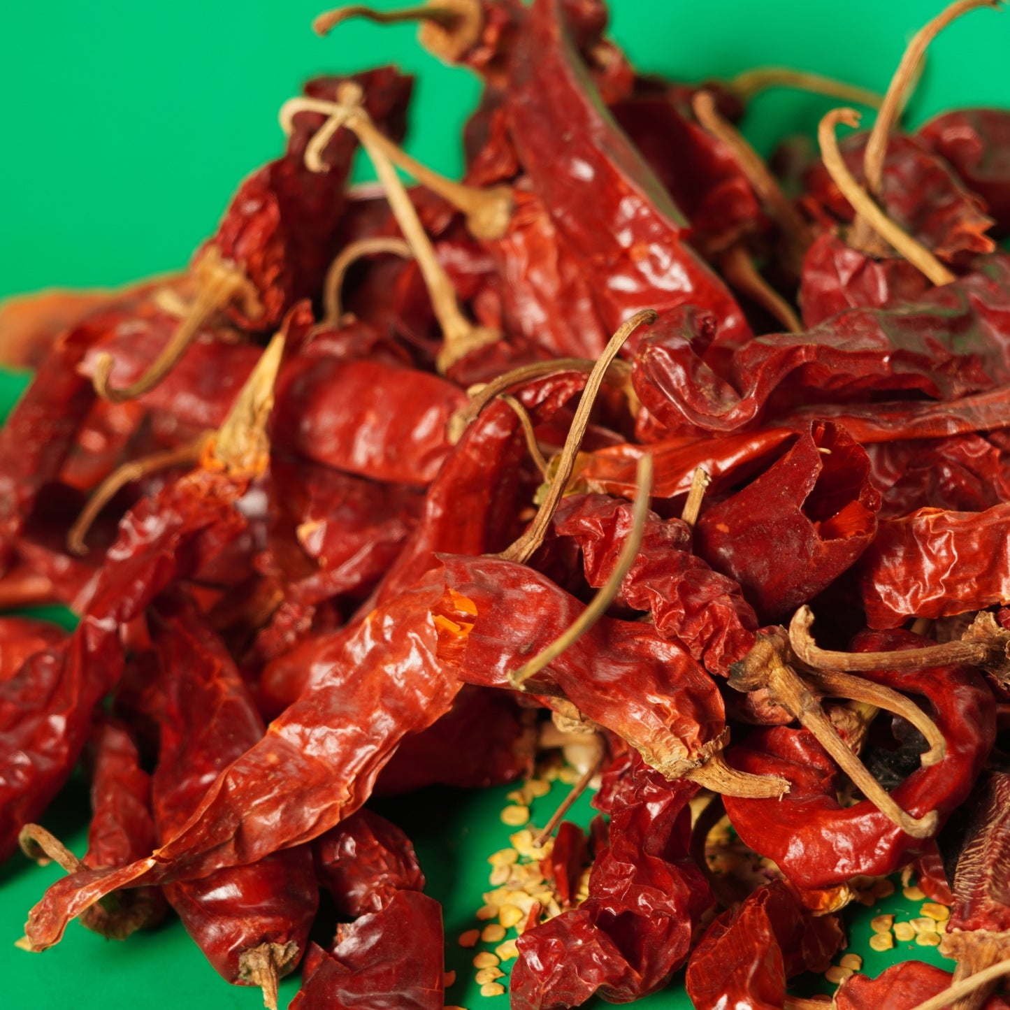 KASHMIRI CHILLLI (SABOOT)